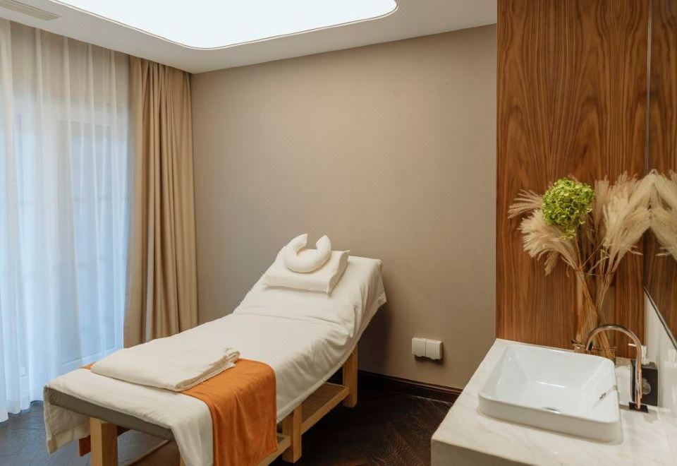 才·法式浪漫山景墅居