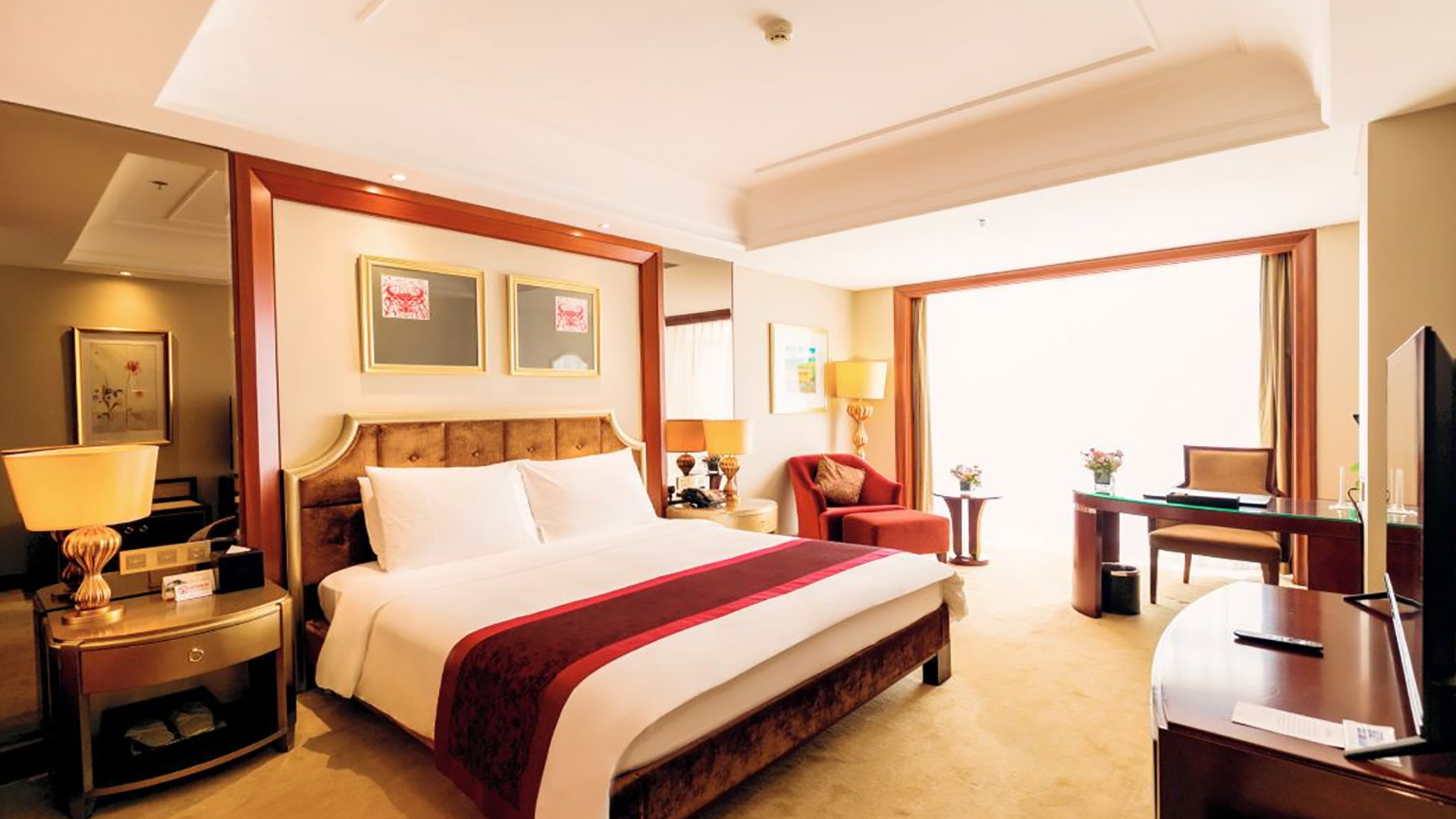 行政大床房丨静享MINI吧丨