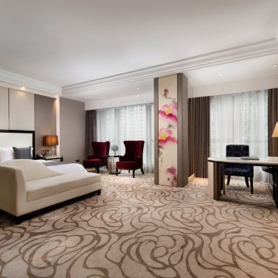 豪華大床房-高速WIFI-辦公區-深泡浴缸-全景落地窗 深圳億民平安國際酒店優惠