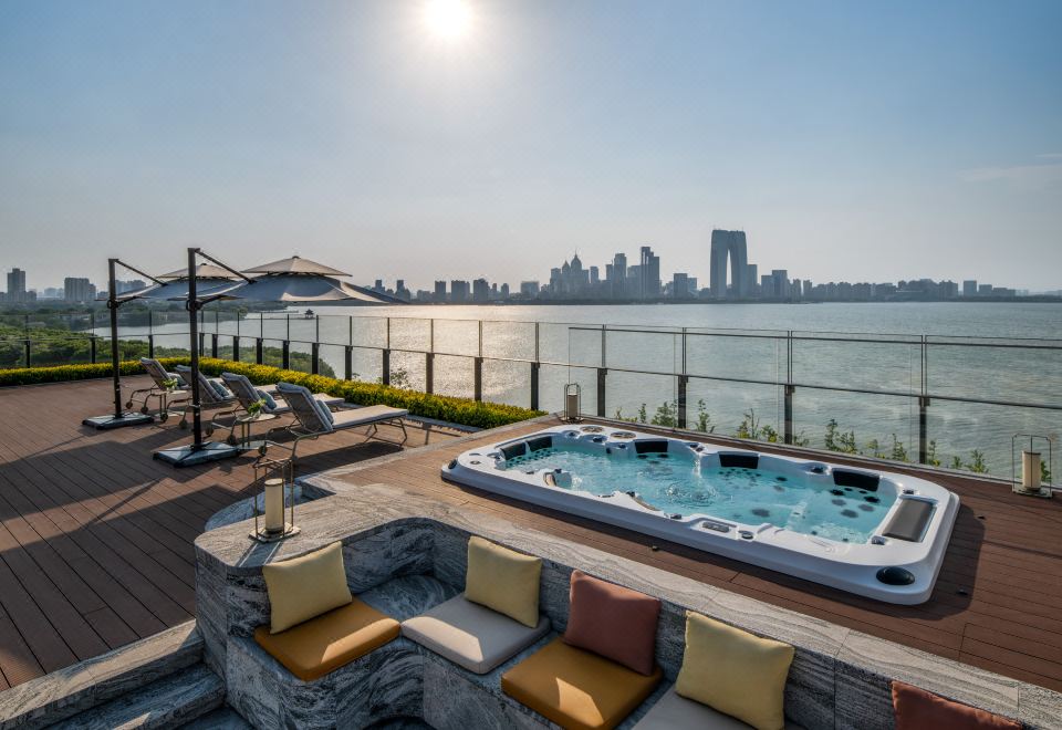 元和全景露台套房