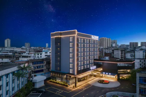 Dragon Ease Hotel Luzhai Square Branch