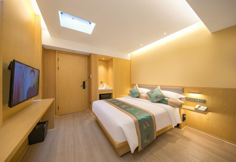 迷你天窗大床房