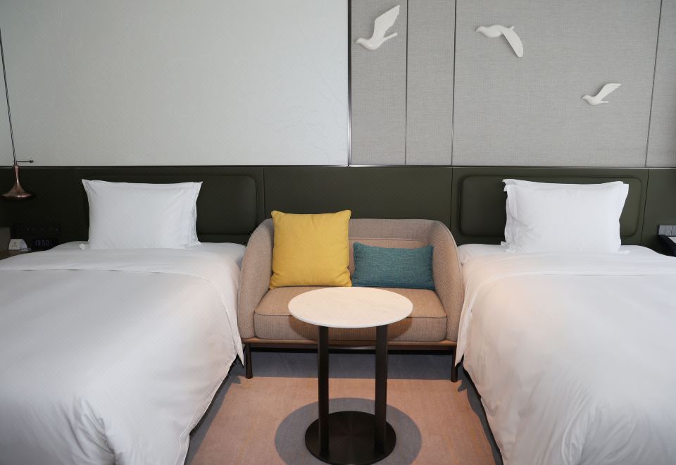 Crowne Plaza Jinan Runhua HotelCozy 2-bed Room