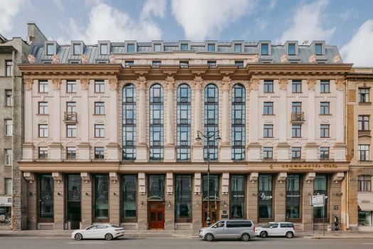 Crown Hotel St. Petersburg