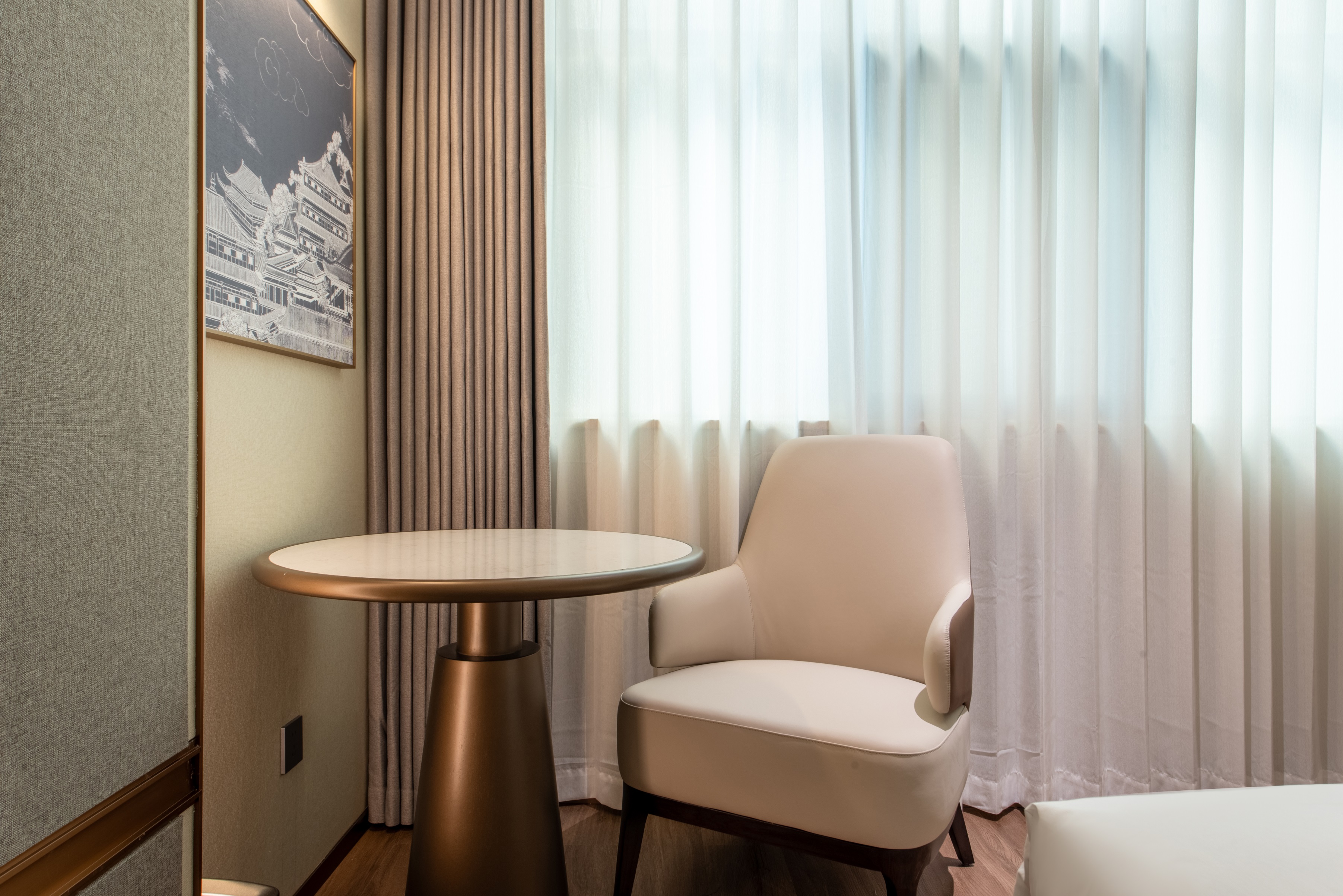 超级大床房（超宽大床+舒适睡眠+智能投屏）