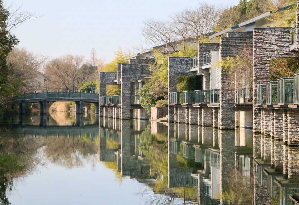 溪墅親水大床房