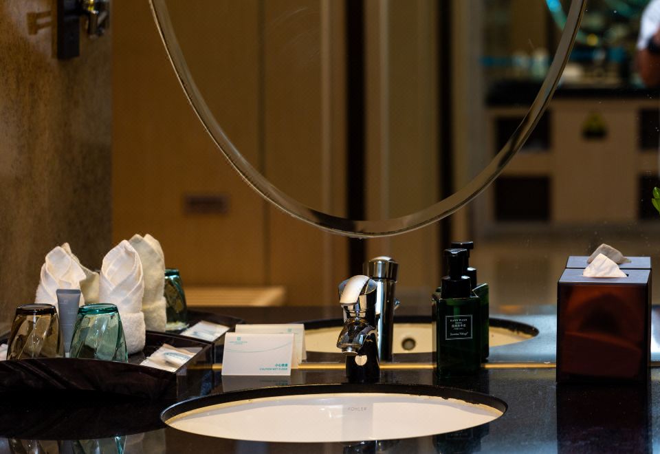 集韻?海景露臺大床房