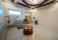 RedDoorz @ Travelers Inn Bajada Davao