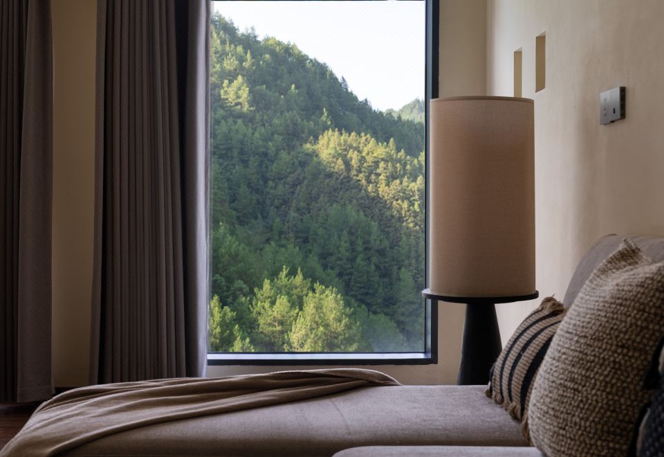 木瑾.观景大床套房-零压床垫︱智能客控︱极米投屏