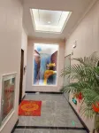 Lushi Ancient Town Hotel