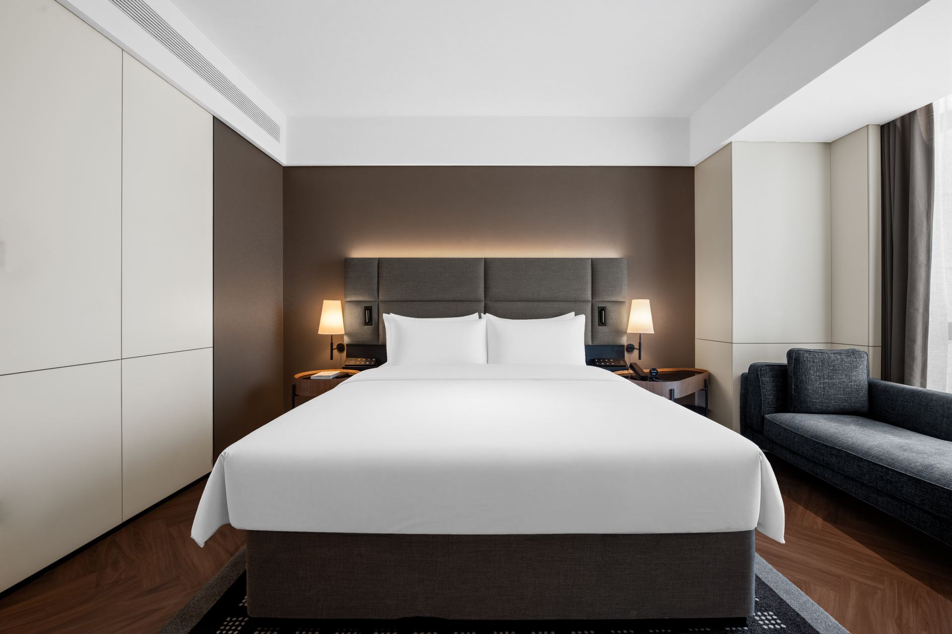 Superior King Room (Intercity)