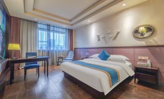 EHG Four Seasons Hotels Resorts(Beilun Chunxiao Wanren Beach store)