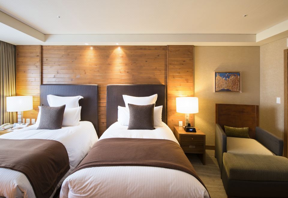 InterContinental Hotels ALPENSIA PYEONGCHANG RESORT by IHGAlpensia Suite