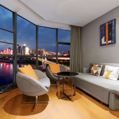 江景家庭三人房「大劇院夜景丨江輪掠影」 重慶假日江景飯店（解放碑洪崖洞店）優惠