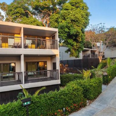 Family Hilltop Sunset Studio