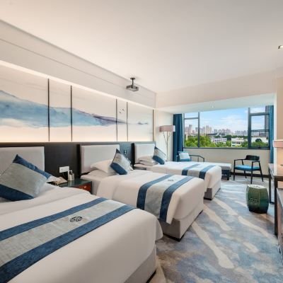 百寸巨幕投影閨蜜三人房+暢享VIP投影+空氣凈化器 悅飯店（武漢漢口火車站園博園店）優惠