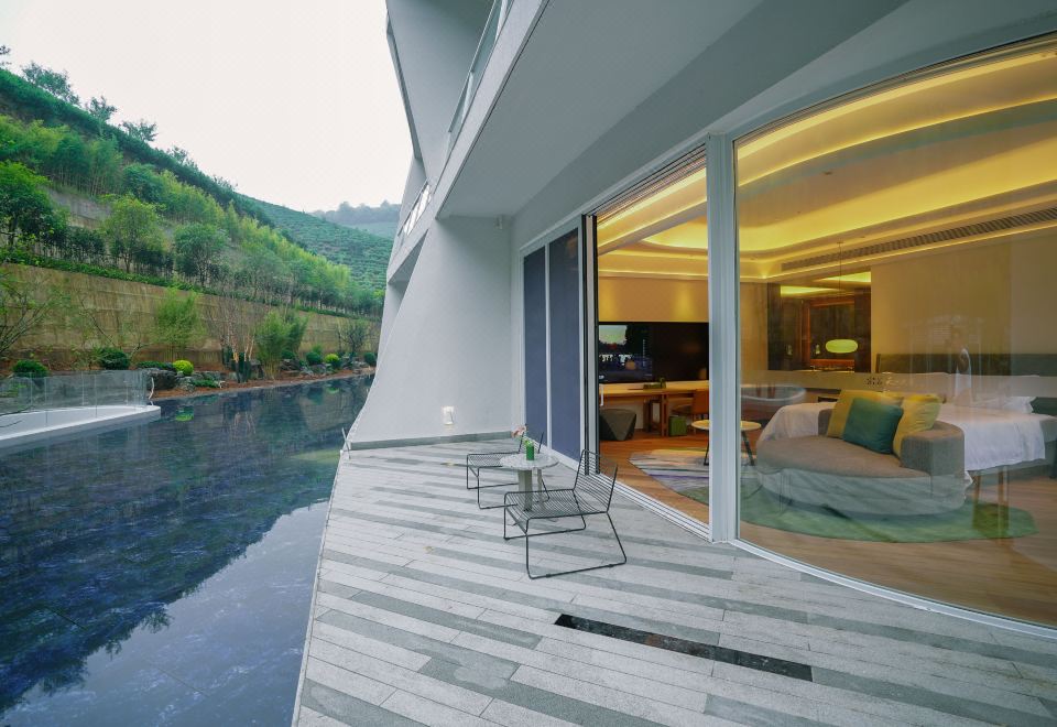 Premier Panorama Room (Double Bed)