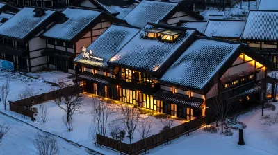 須來·半山度民宿（世茂蓮花山小鎮店） 住宿飯店