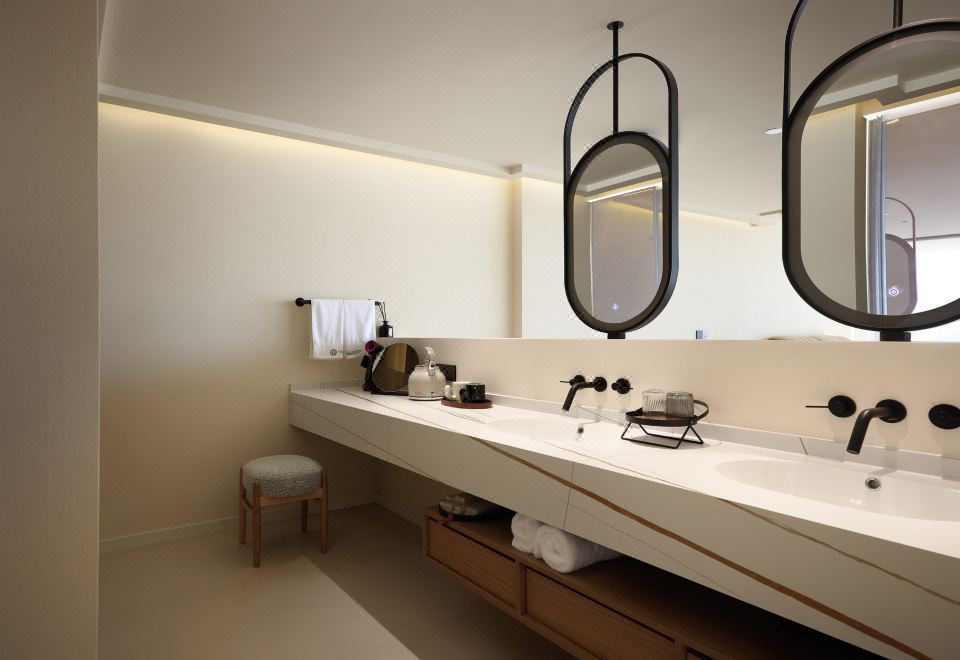 270°湖景大床房·CLUB302【私汤·全屋智能·观景露台】