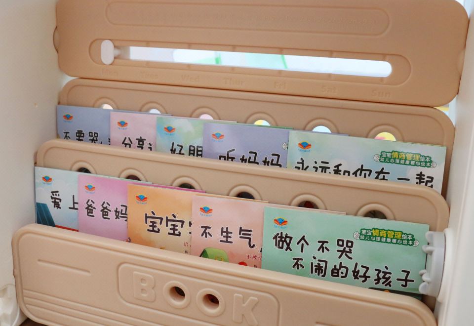 奶龙亲子主题双床房