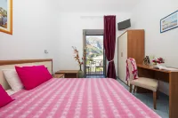 Dint' a Torre Bed & Breakfast