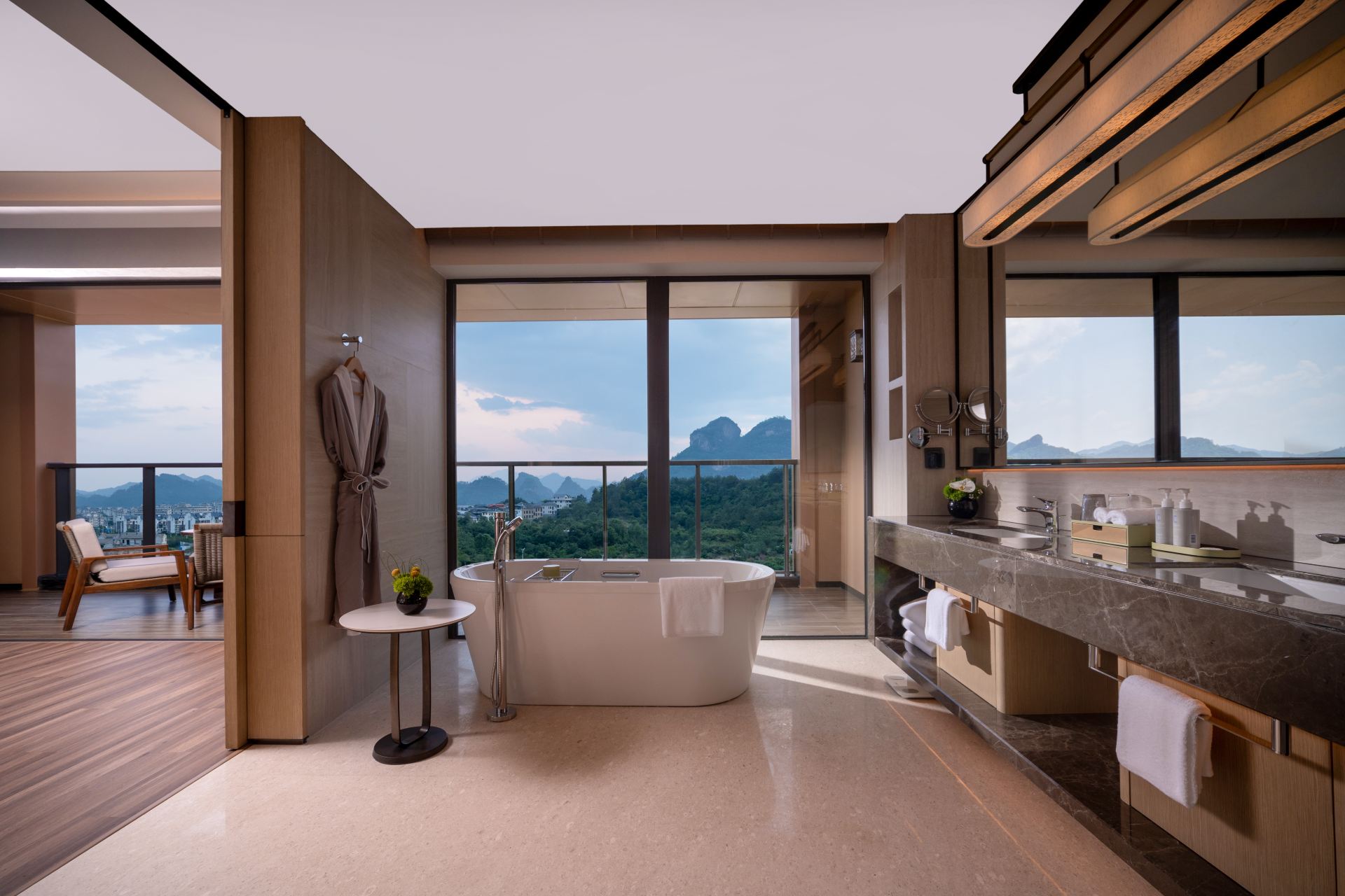 Standard Suite With Mountain View