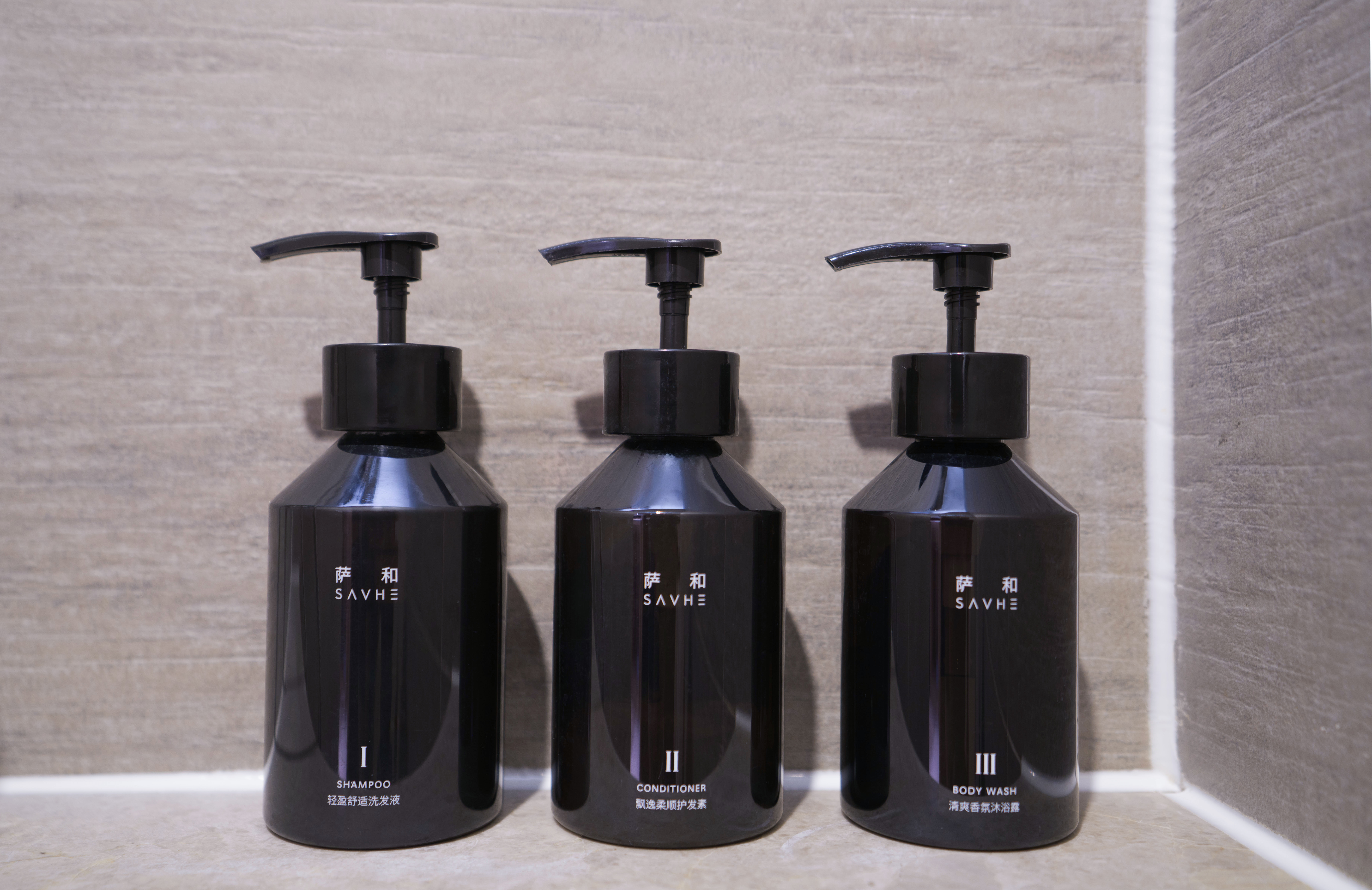 高级双床房（65寸4K投屏+裸棉床品+智能马桶）