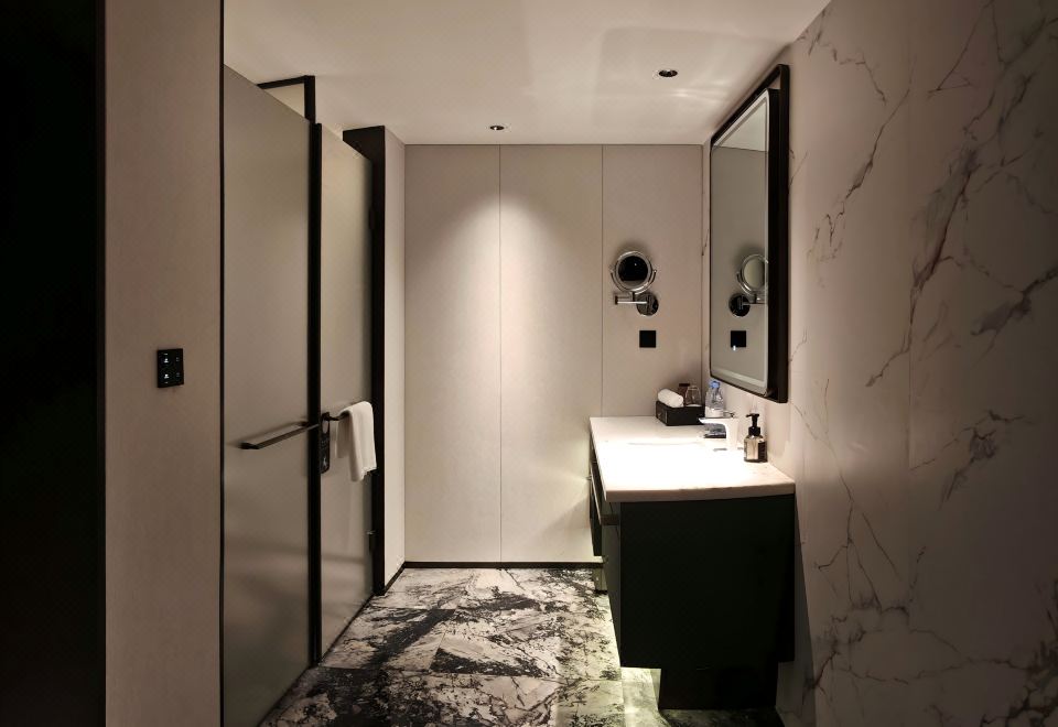 Beijing Oriental Mao HotelCozy Twin Room (No Window)