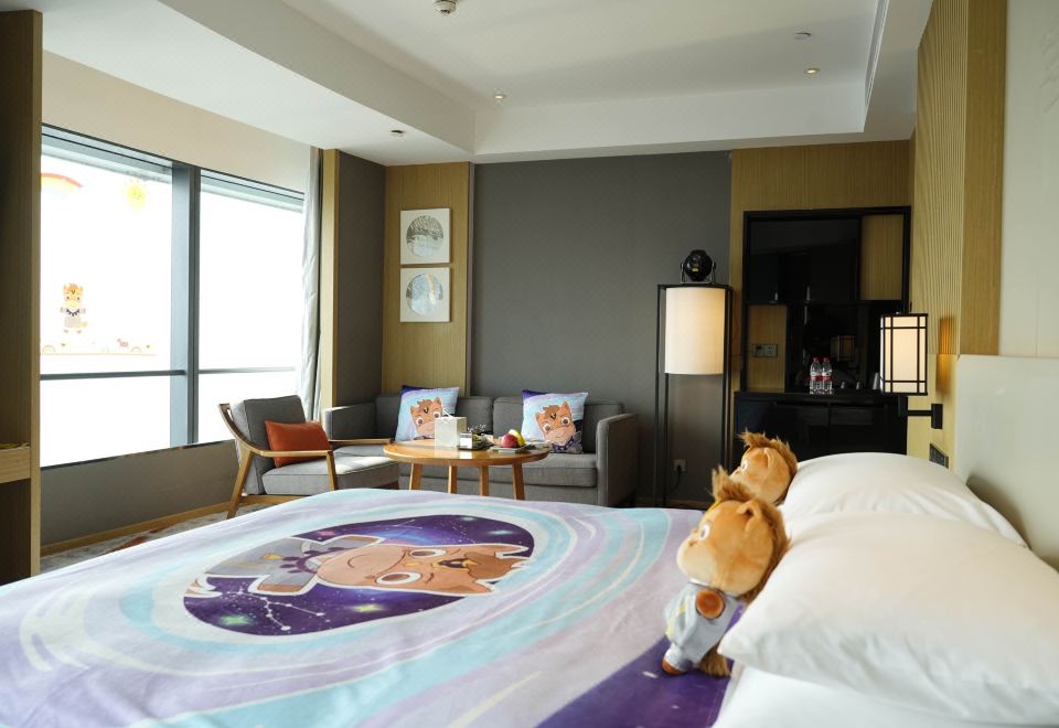 Suning Galaxy International Hotel XuzhouPremier Themed Room (Double Bed)