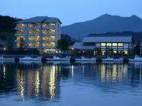 萩八景　雁嶋別荘 のホテル