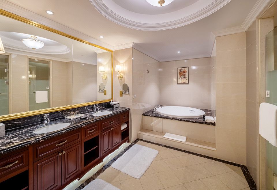 Howard Johnson Junhe Hotel BeijingDeluxe Classical Suite