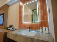 Minshan Nature Education Base Camp Hotels in Pingwu