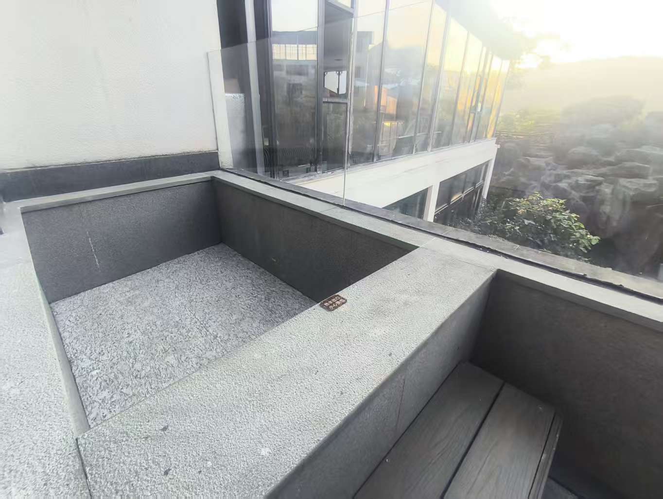 別墅五居二廳二泡池