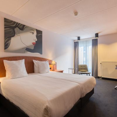 Comfort Room 1 Twin Bed Leonardo Hotel Utrecht City Center Promo Code