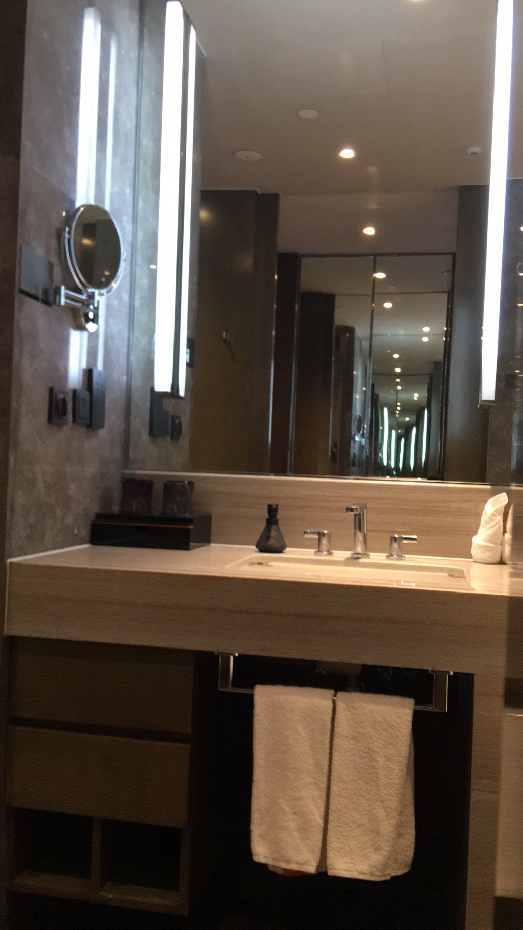 高級低敏雙床房（Acca Kappa洗護用品）