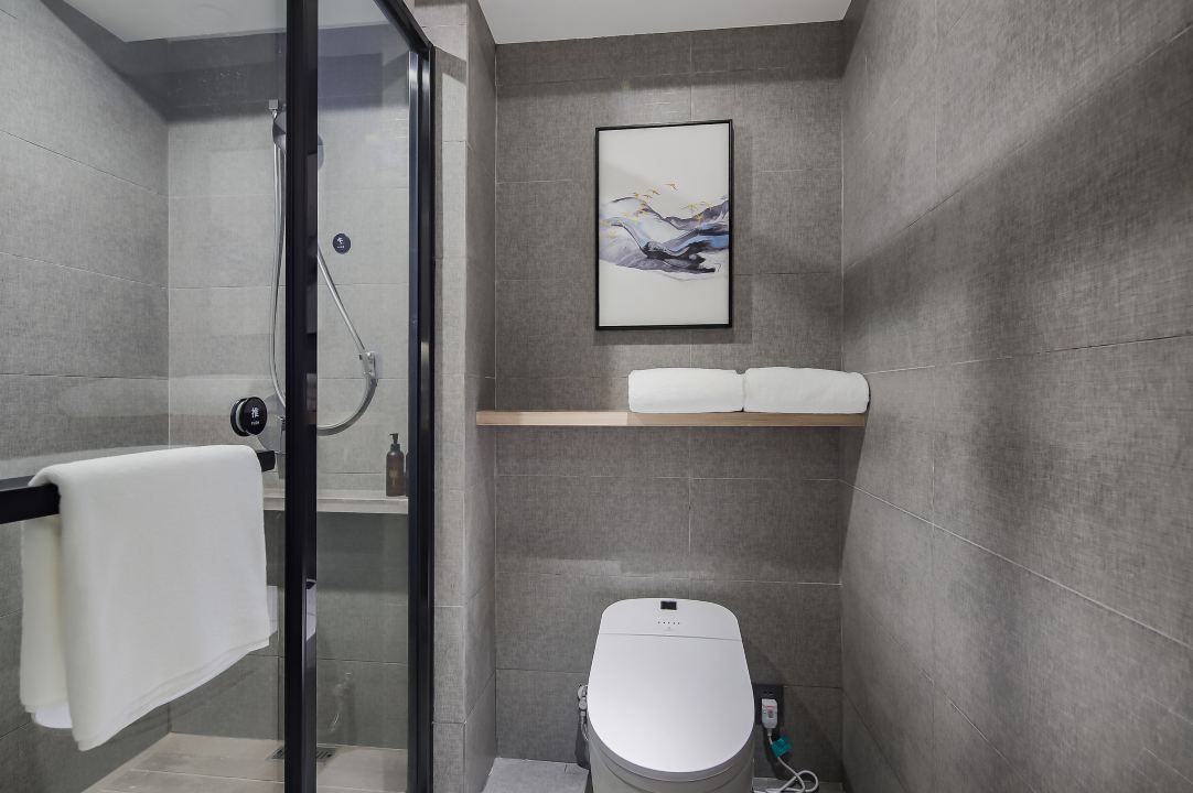 Underwater Squad Parent-Child Room