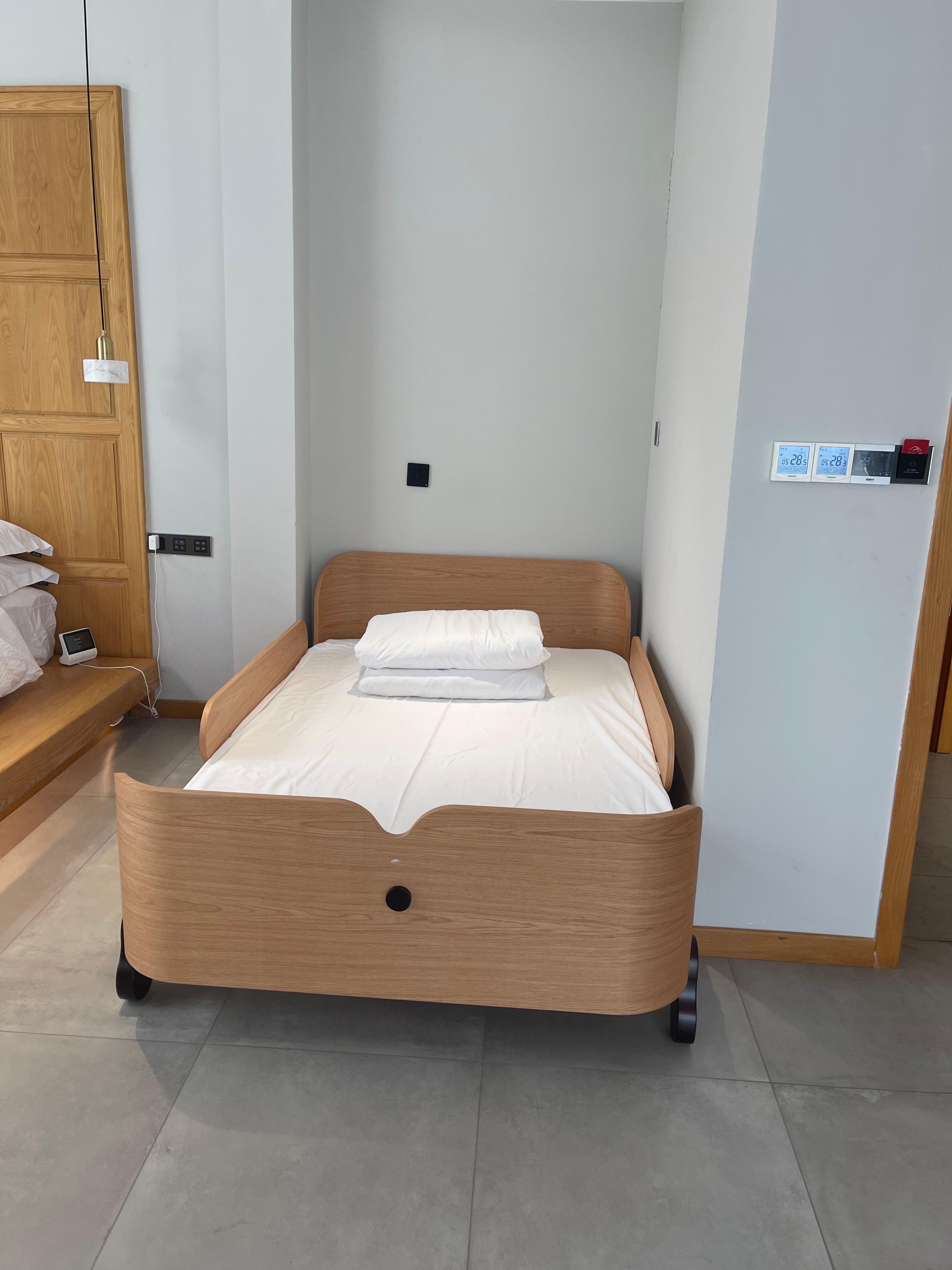 拾悠180°山景星空亲子房（轻奢浴缸+智能马桶+智能窗帘）