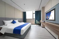 Yeste Hotel (Wuzhou Teng County Hedong Cultural Square)