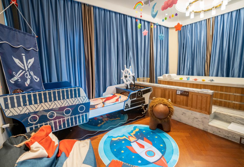 Castle Hotel Ocean Flower IslandFamily Friendly Villa - 2-Bedroom