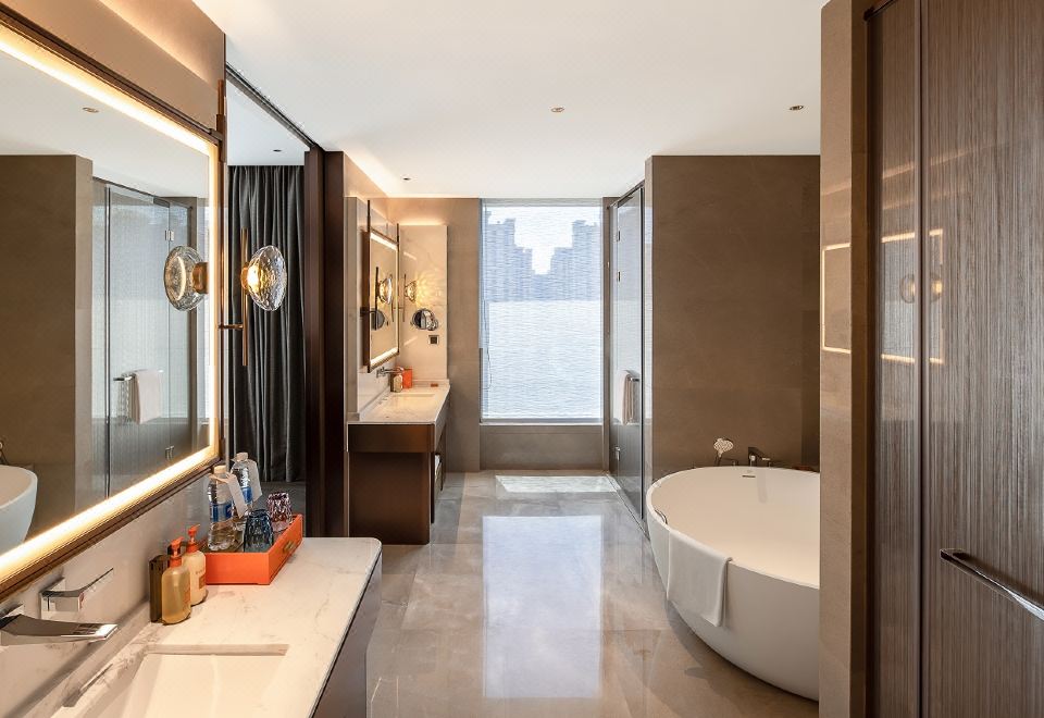 單臥大床皇家套房