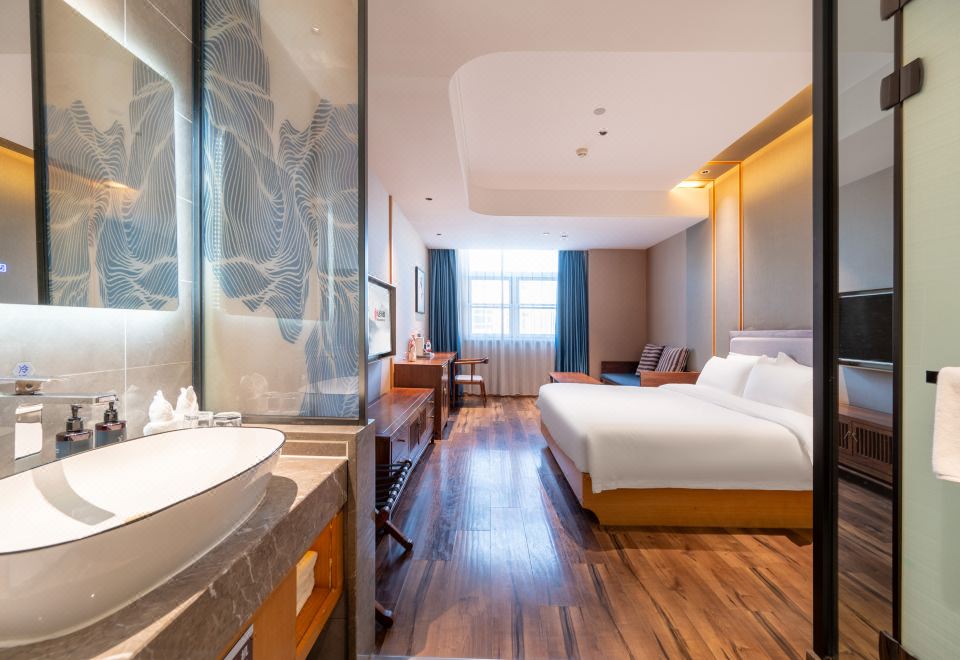 Zero Pressure Superior Sleep Double Bed Room (Smart Voice Control + Fridge + Mengbaihe Zero Pressure Bedding)