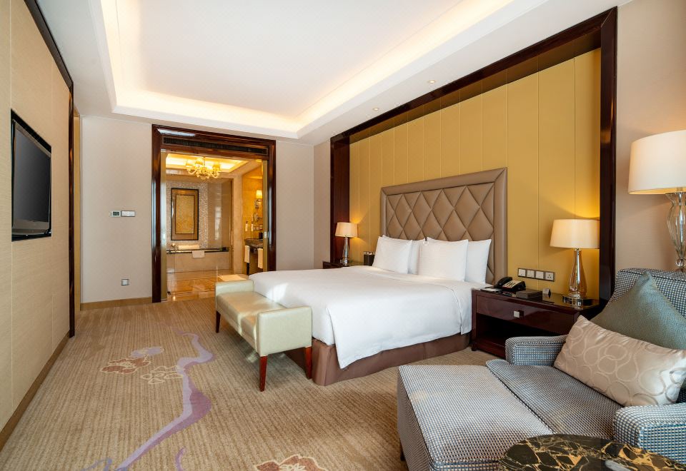 Wanda Realm TaizhouFamily 2-bedroom And 1-living Room Suite