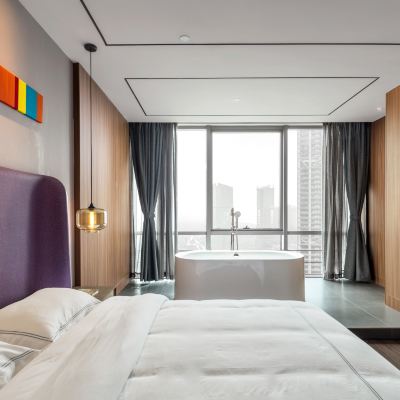 精緻城景行政套房（浴缸+一室一廳+落地窗） 樂福全套間飯店（蘇州金雞湖博覽中心店）優惠