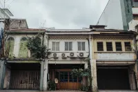 Dé Cafe & Rest House