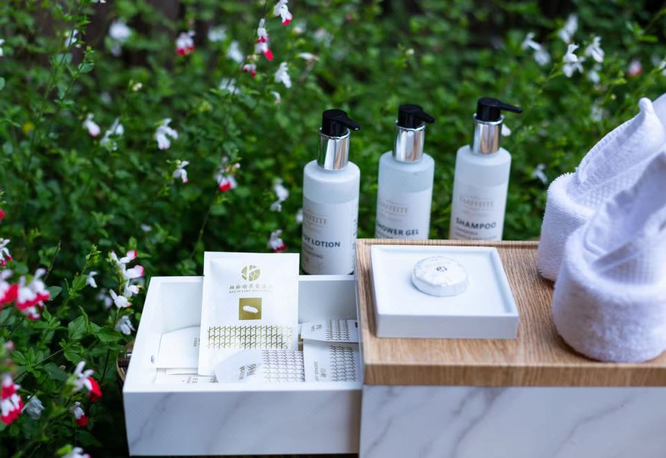 Yanyuan Berlin Lake Apple FarmQing Feng Lake-View Twin Room