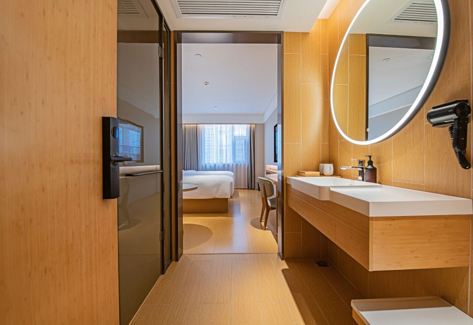 双床房（智能电视投屏+闹中取静 +浴淋顶喷）