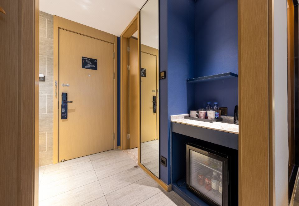 不凡尊享大床房（深睡枕PRO+手机投屏+小冰箱）