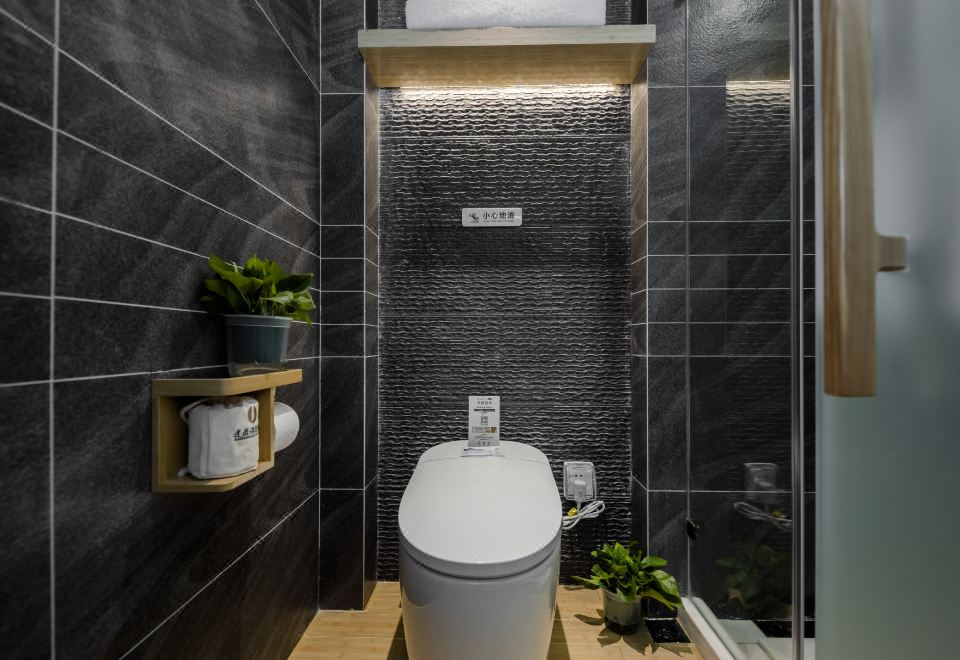 詠蘭居大床房·新中式風溫暖雅居+投屏電視+智能客控