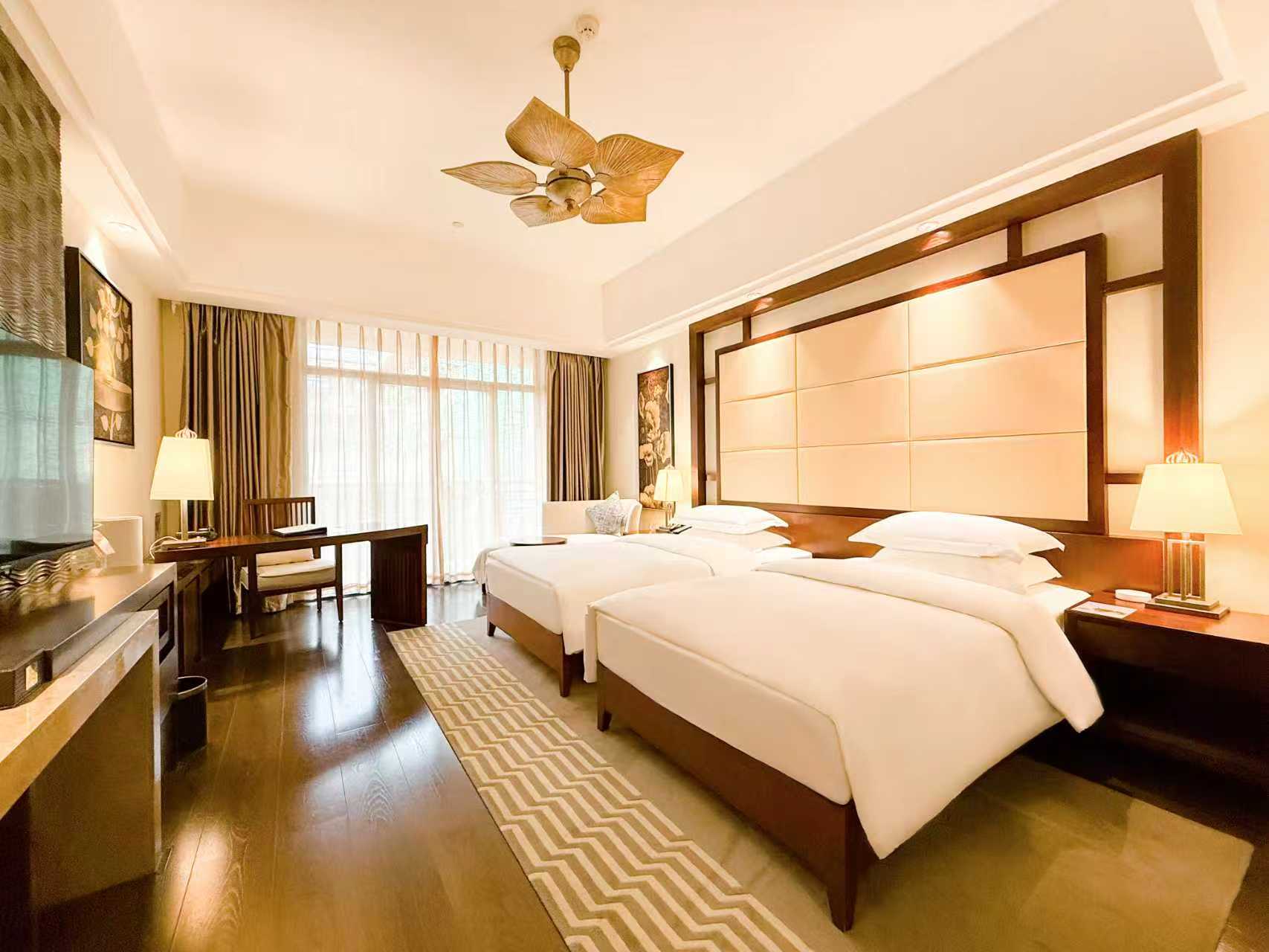 温泉豪华双床房（温泉水+观景大阳台）