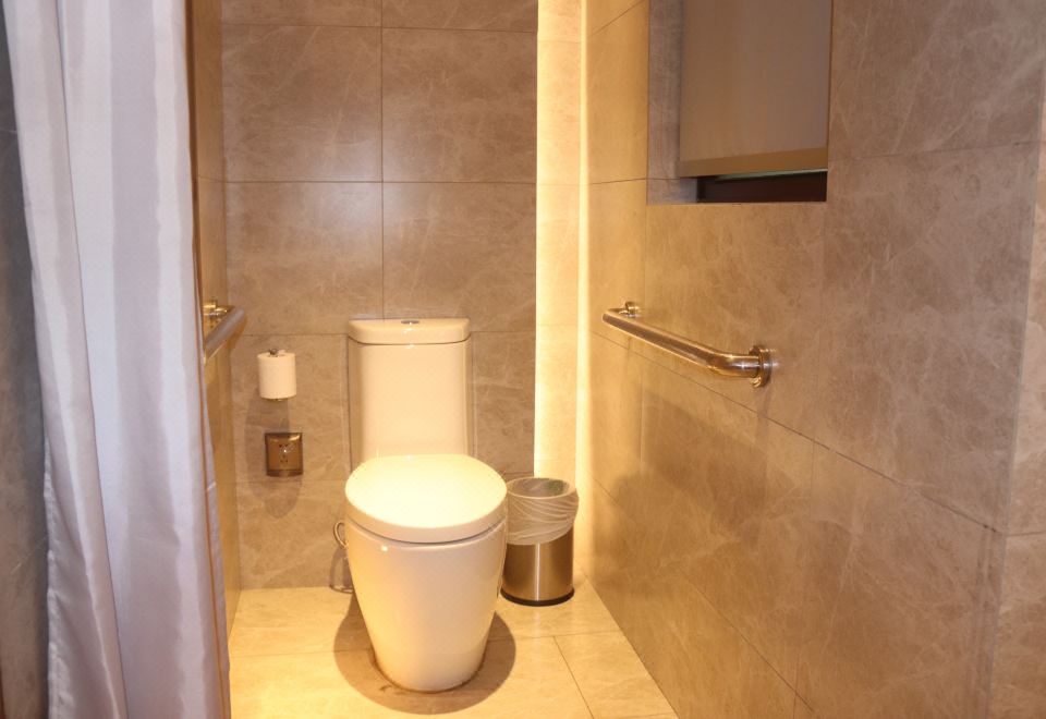 Wingate by Wyndham Hainan ChengmaiGuestroom (Double Bed)